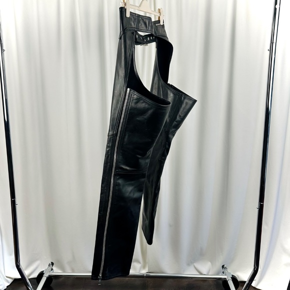 Vintage Women's Leather Motorcycle Chaps in Black • Soft & Durable Cowhide • XS - Picture 8 of 10